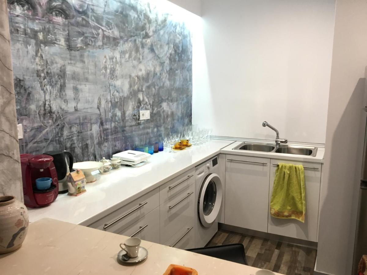 Apartment Center Piraeus Location Kastella Passalimani Port Eksteriør billede