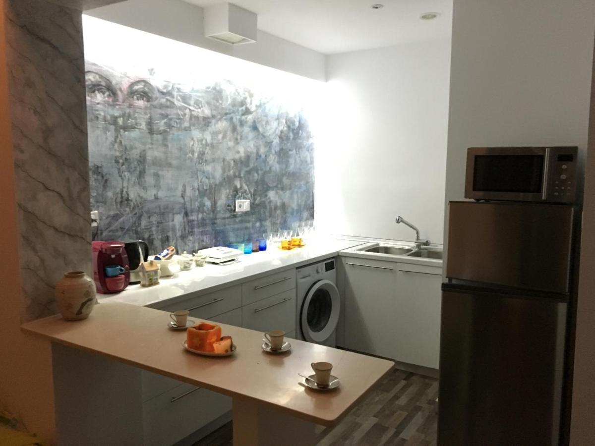 Apartment Center Piraeus Location Kastella Passalimani Port Eksteriør billede