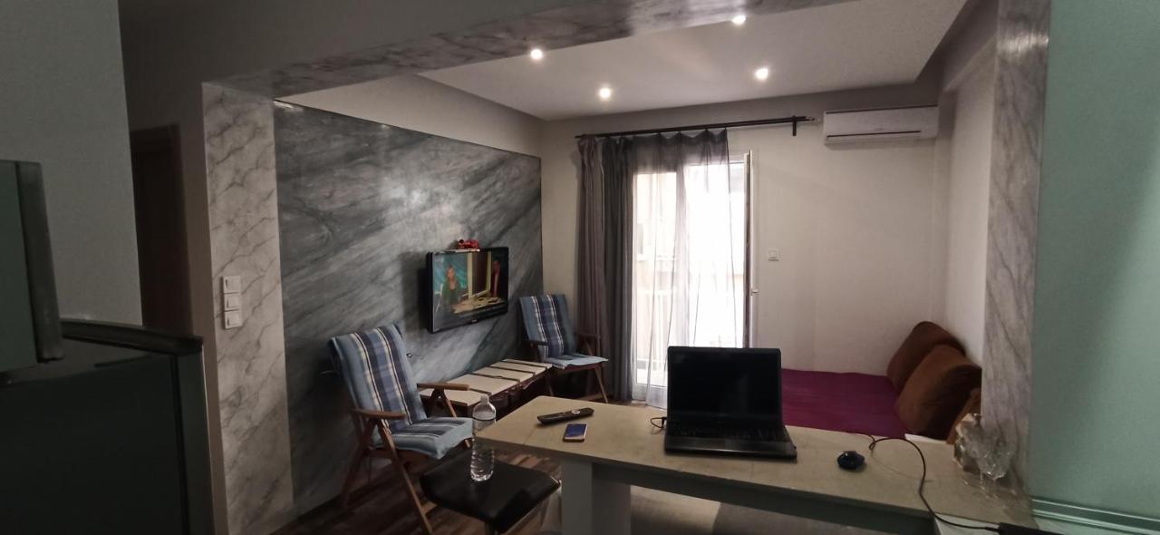 Apartment Center Piraeus Location Kastella Passalimani Port Eksteriør billede