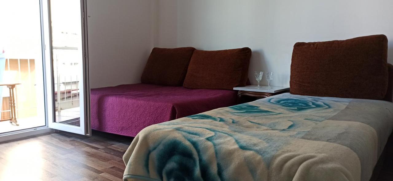 Apartment Center Piraeus Location Kastella Passalimani Port Eksteriør billede