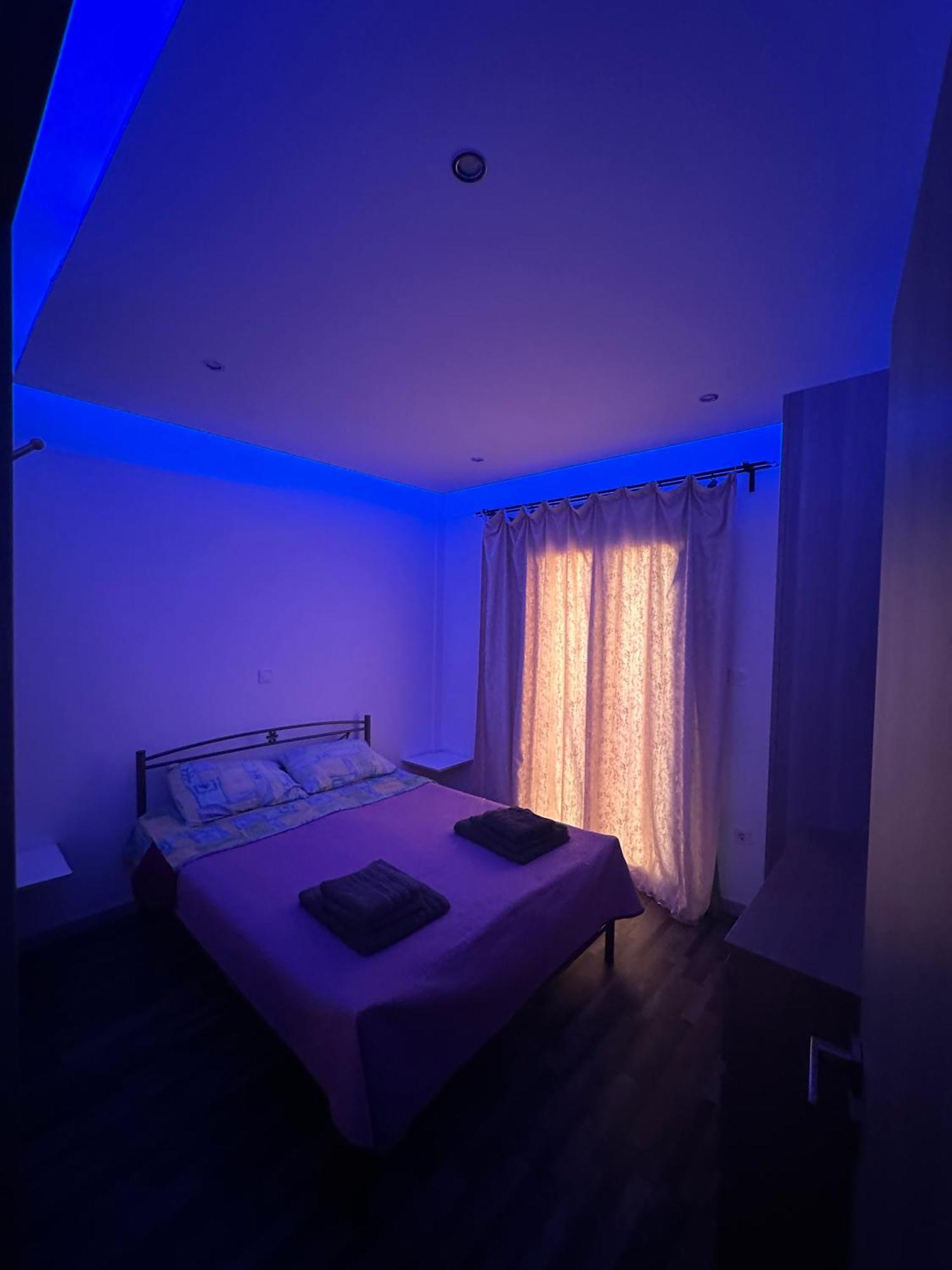 Apartment Center Piraeus Location Kastella Passalimani Port Eksteriør billede